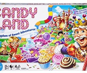 Candy Land Kingdom of Sweet Adventures Board Game for Kids Ages 3 and Up (Amazon Exclusive)