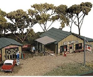 N Scale Saw Pit Store — Kit